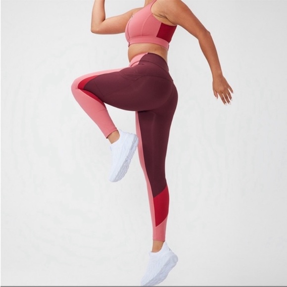 NWT Outdoor Voices Zoom Legging Desert Rose/Shiraz/Pomegranate SIZE SMALL - Picture 2 of 5